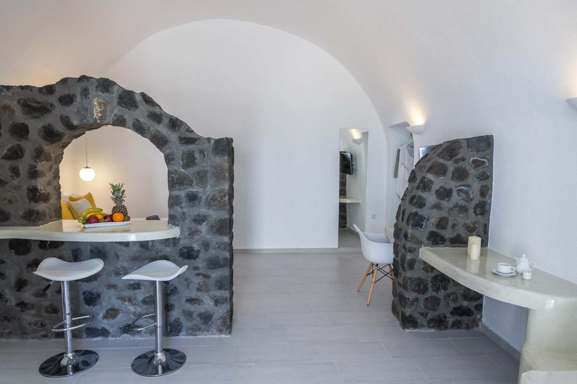 Asma Suites Fira  Pokoj fotografie