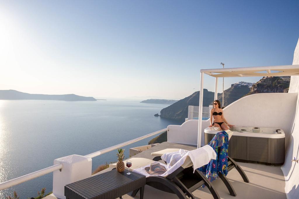 Asma Suites Fira  Pokoj fotografie